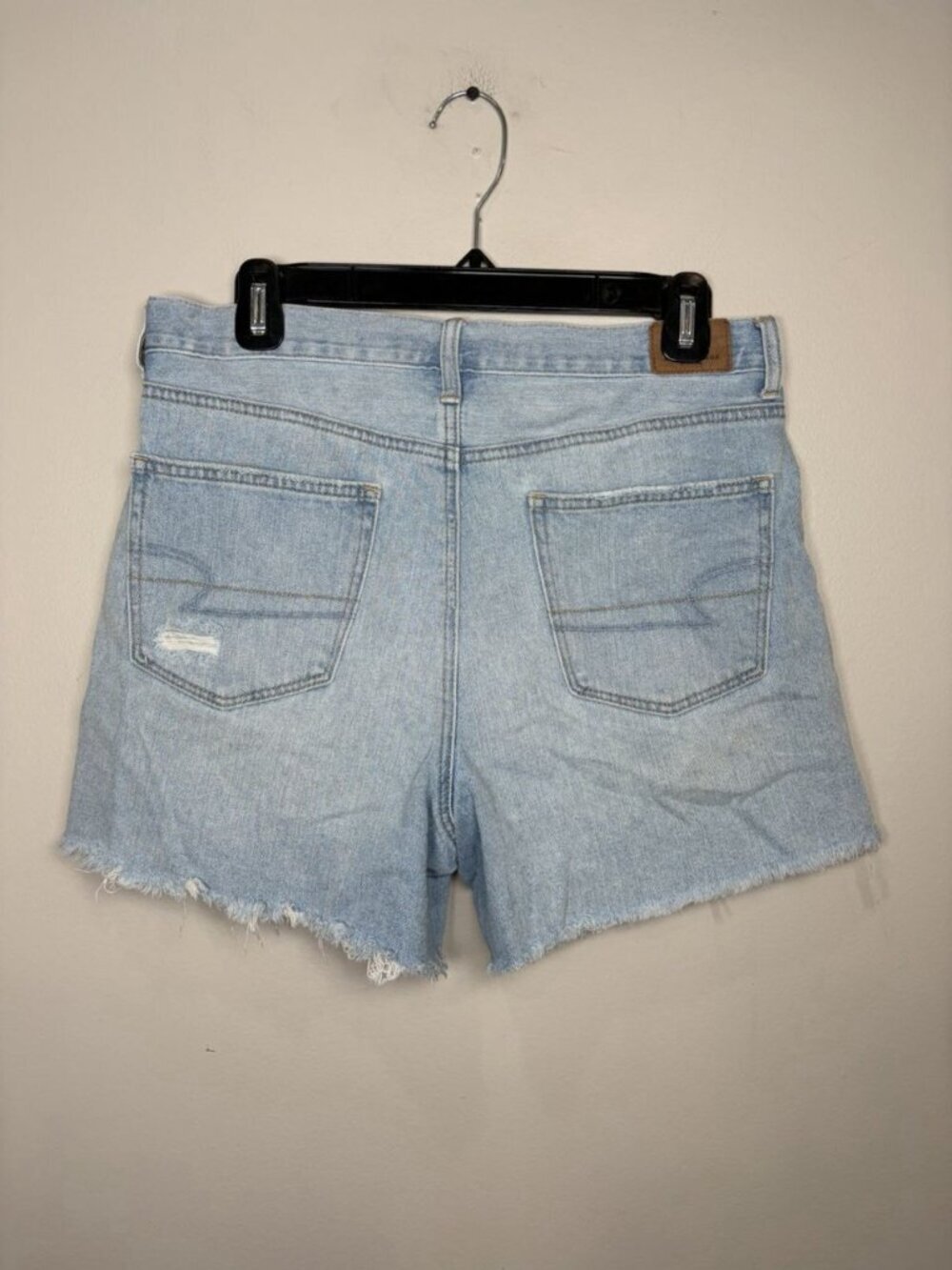 American Eagle Mom Short Jean Shorts Size 10 High Rise Cut off Frayed - Picture 6 of 9